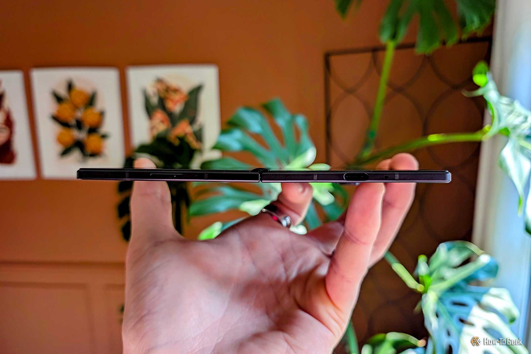 Galaxy Z Fold 8 Ultra: Bukan yang Paling Unik, Tapi yang Terbaik